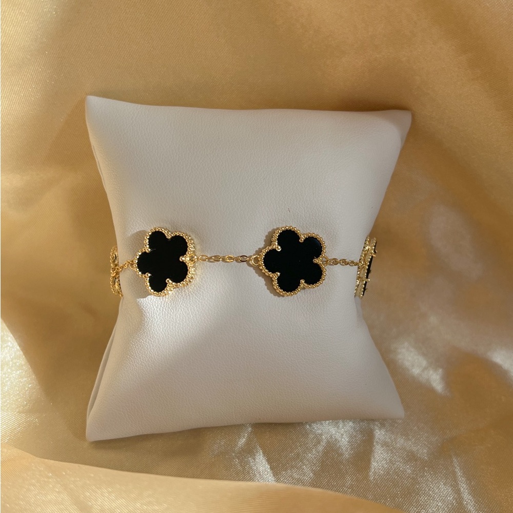 Black 5 Clover Bracelet